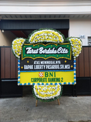 Papan Bunga Duka di Batu Sopang
