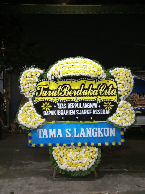Papan Bunga Duka di Batu Sopang